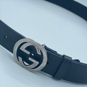 Gucci GG Black Leather Belt with Silver Buckle Size 100/40